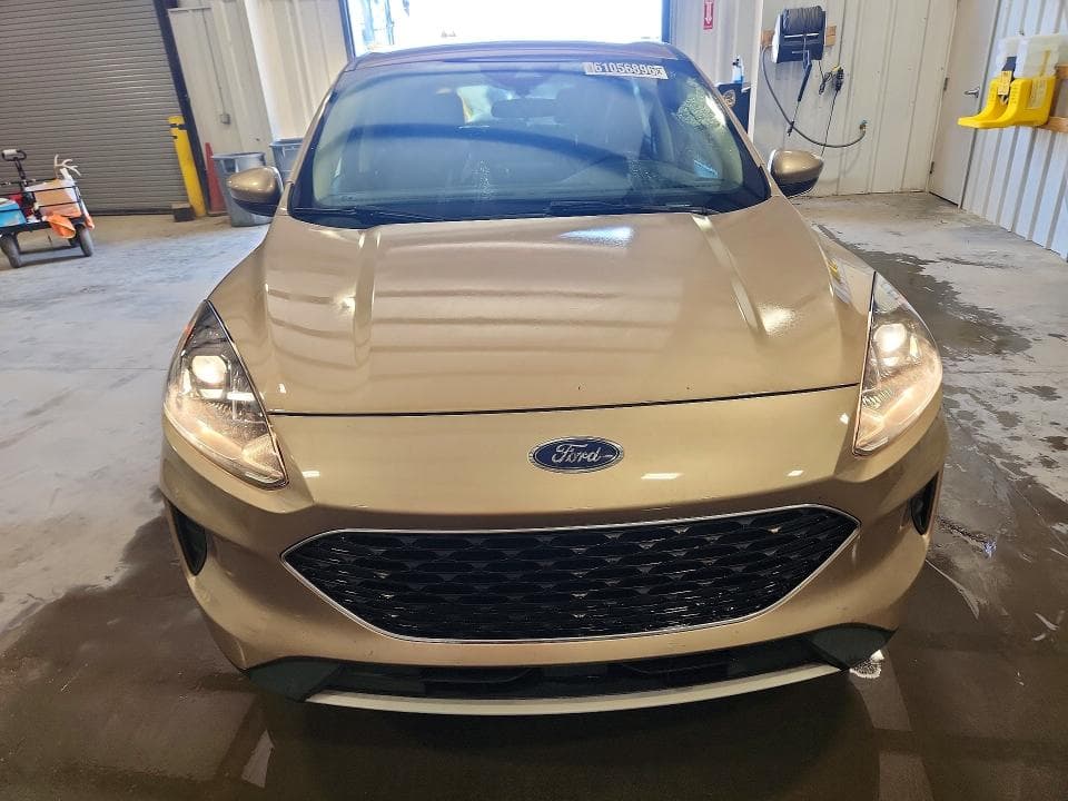 2020 FORD ESCAPE SE 5