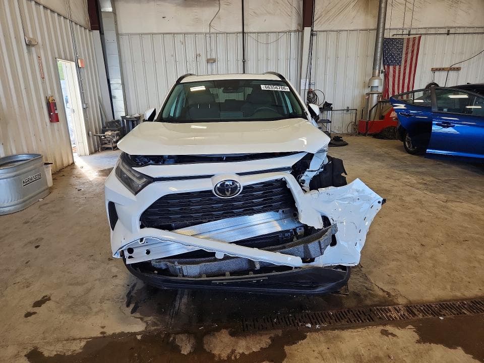 2025 TOYOTA RAV4 HYBRID XLE 5