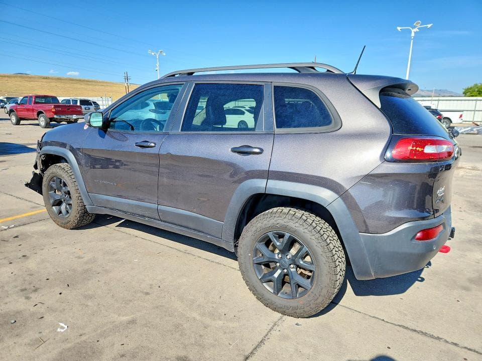 2018 JEEP CHEROKEE TRAILHAWK 2