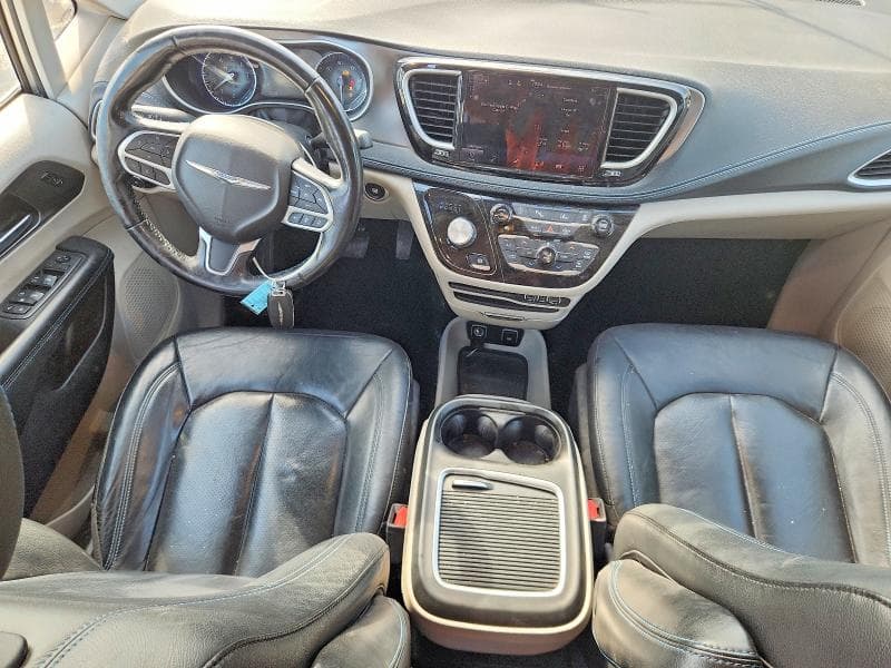 2021 CHRYSLER PACIFICA TOURING L 8