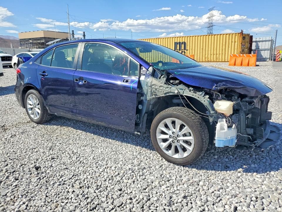 2020 TOYOTA COROLLA LE 4