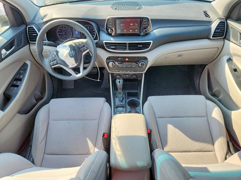 2021 HYUNDAI TUCSON SE 8