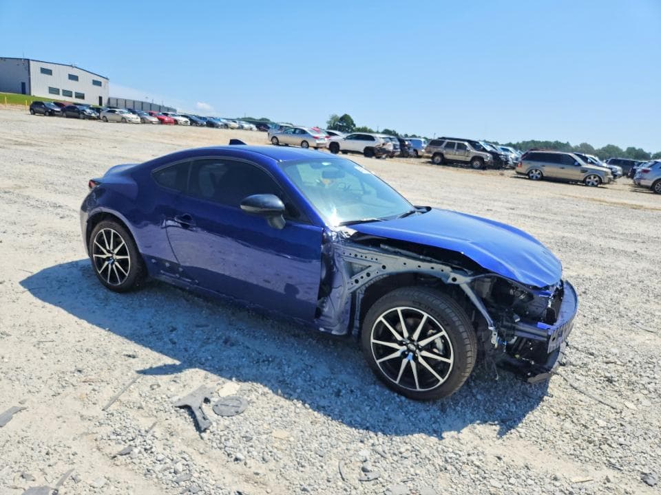 2025 TOYOTA GR86 BASE 4