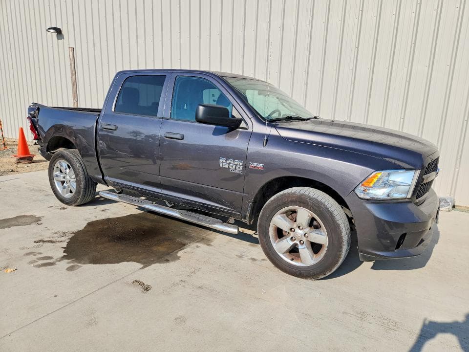 2019 RAM 1500 CLASSIC TRADESMAN 4