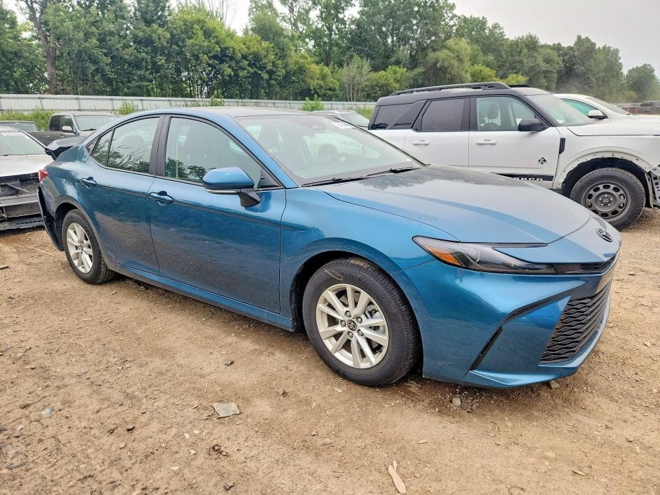 2025 TOYOTA CAMRY LE 4