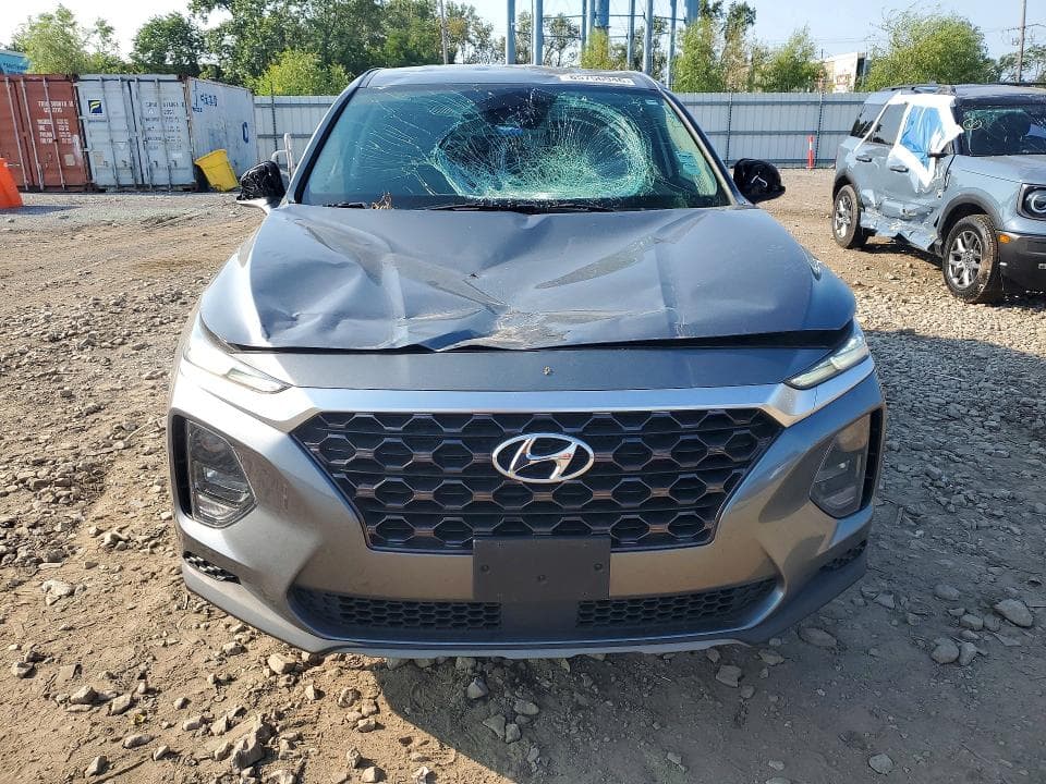 2019 HYUNDAI SANTA FE SE 5