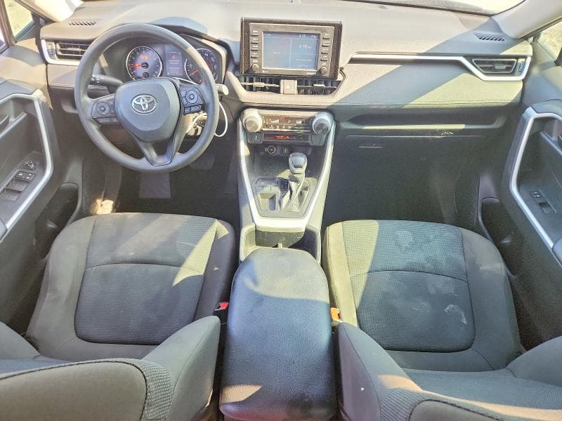 2022 TOYOTA RAV4 LE 8