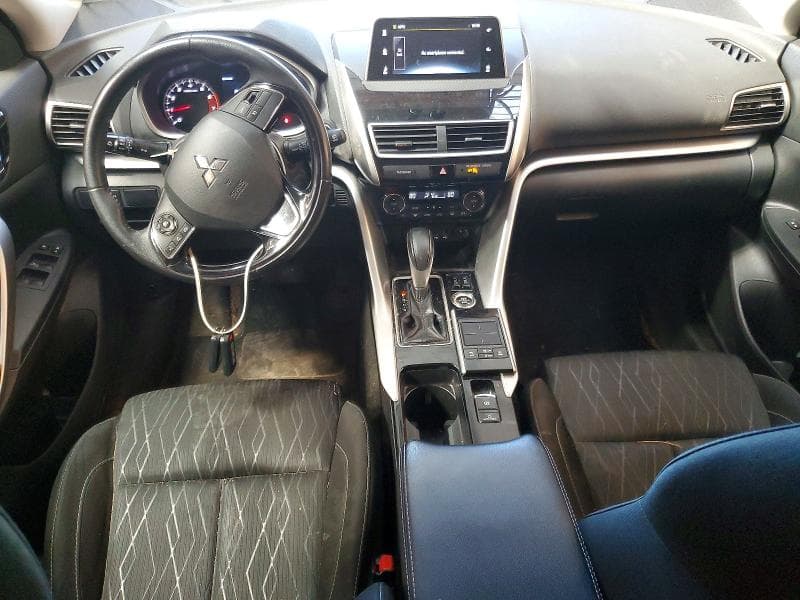 2019 MITSUBISHI ECLIPSE CROSS SE 8