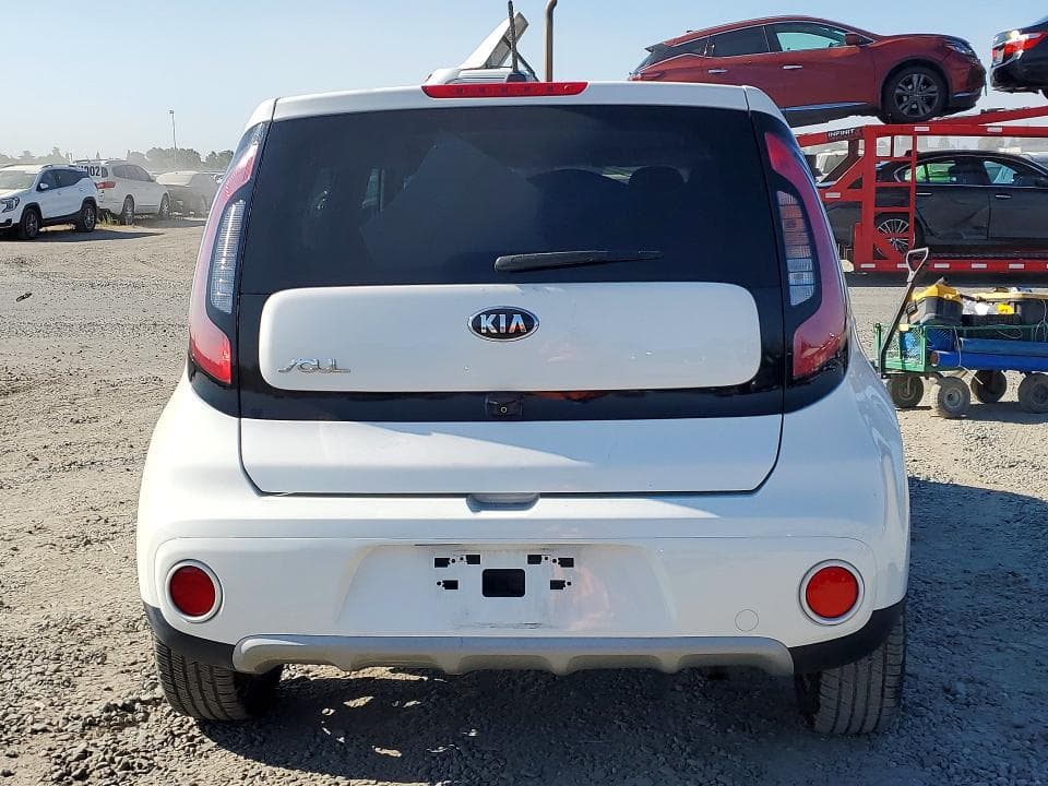 2019 KIA SOUL + 6