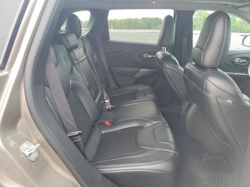 2019 JEEP CHEROKEE LATITUDE PLUS 11