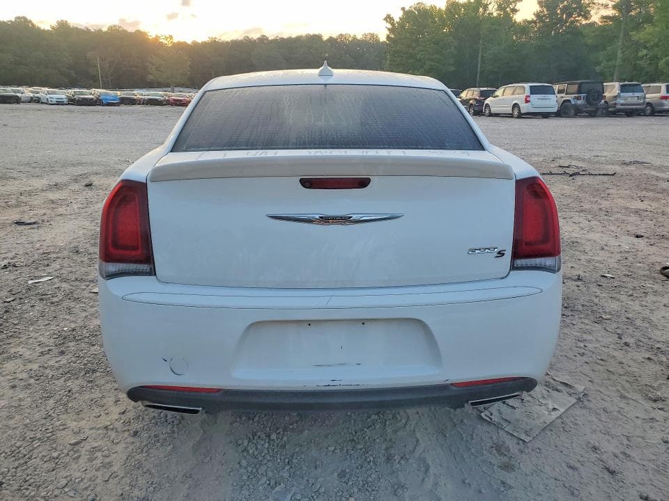 2020 CHRYSLER 300 S 6
