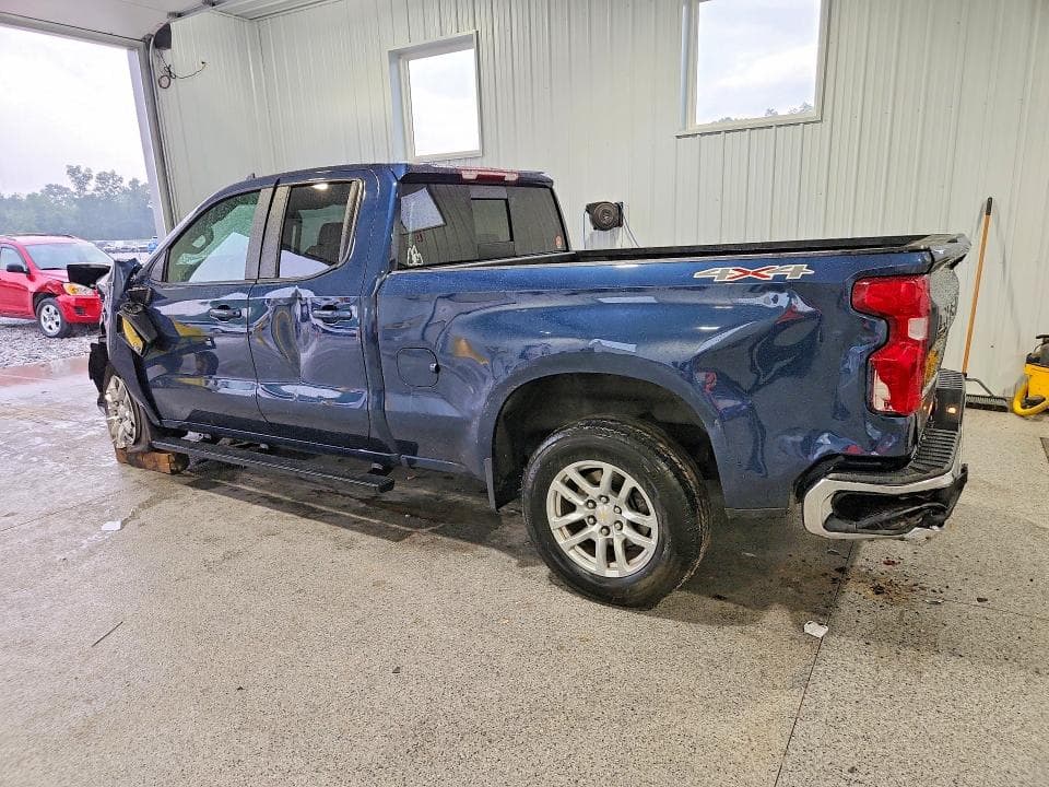 2020 CHEVROLET SILVERADO K1500 LT 2