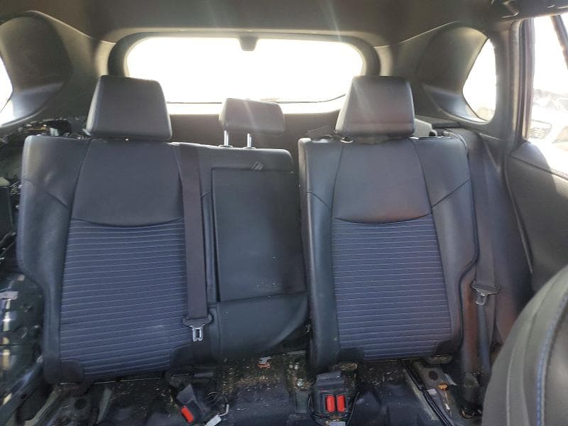 2020 TOYOTA RAV4 XSE 10