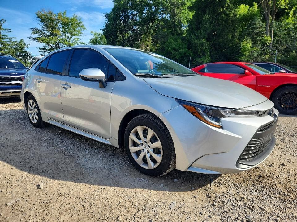 2026 TOYOTA COROLLA LE 4