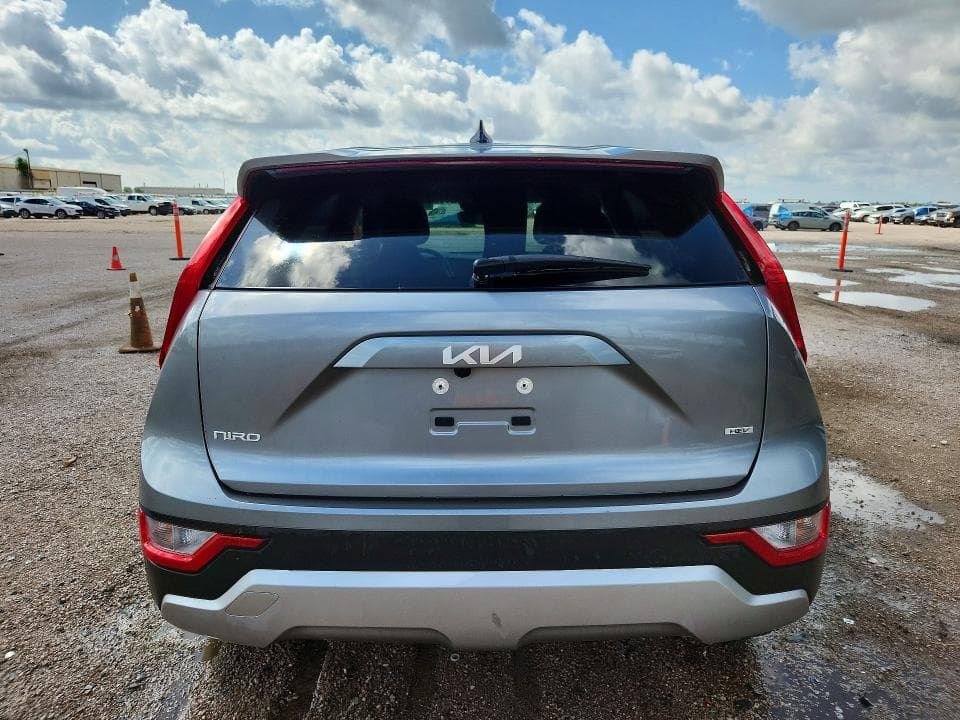 2026 KIA NIRO LX 6