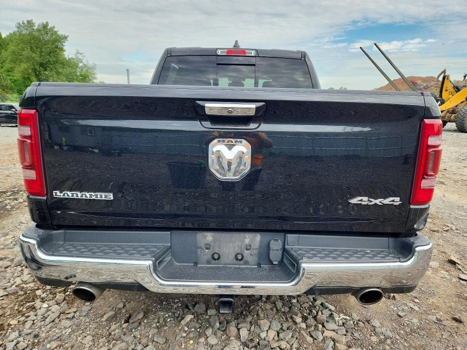 2019 RAM 1500 LARAMIE 6