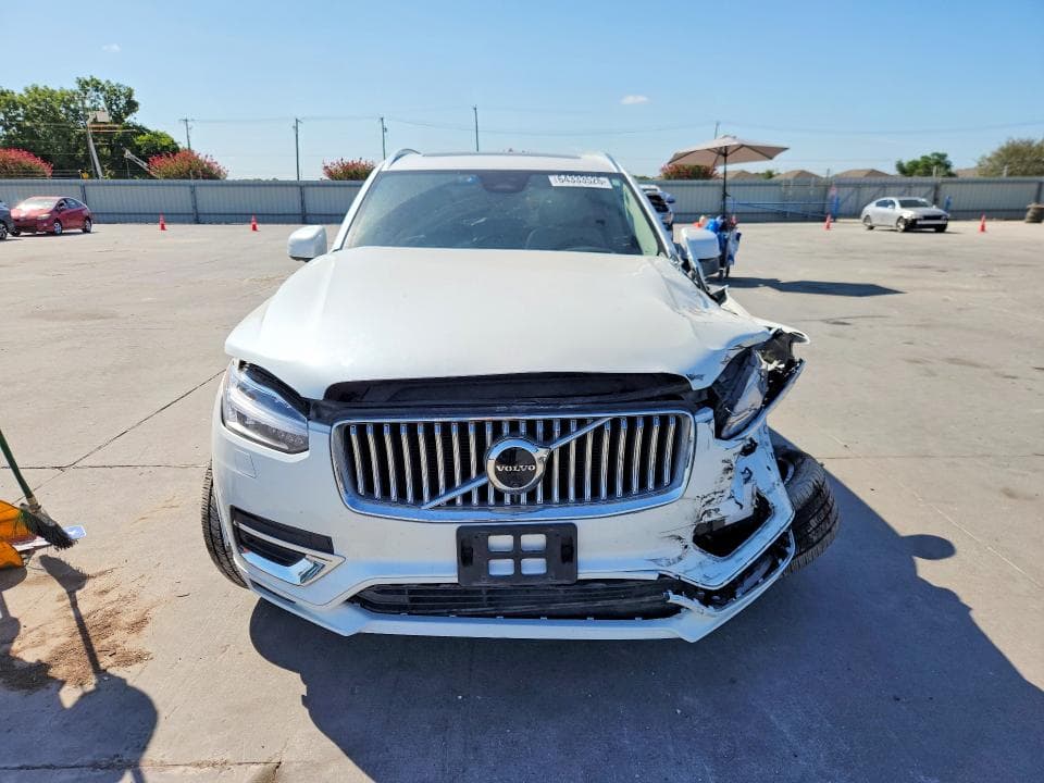 2023 VOLVO XC90 PLUS 5