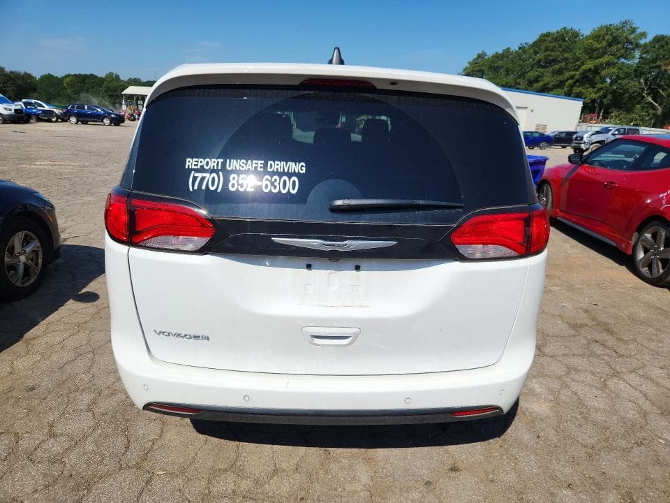 2026 CHRYSLER VOYAGER LX 6