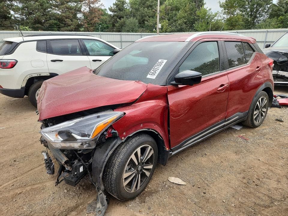 2019 NISSAN KICKS SR - 1