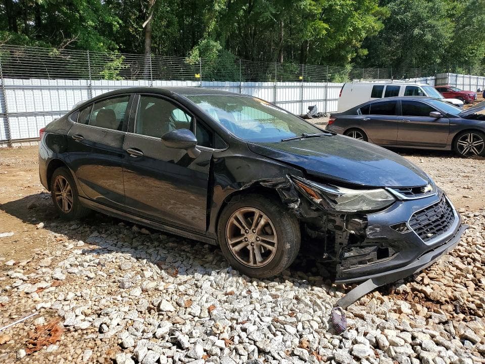 2017 CHEVROLET CRUZE LT 4