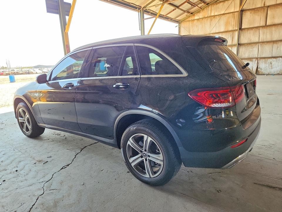 2020 MERCEDES-BENZ GLC 300 2