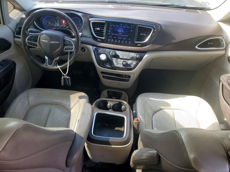 2017 CHRYSLER PACIFICA TOURING L PLUS 8