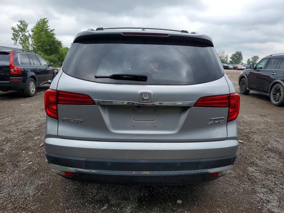 2018 HONDA PILOT TOURING 6
