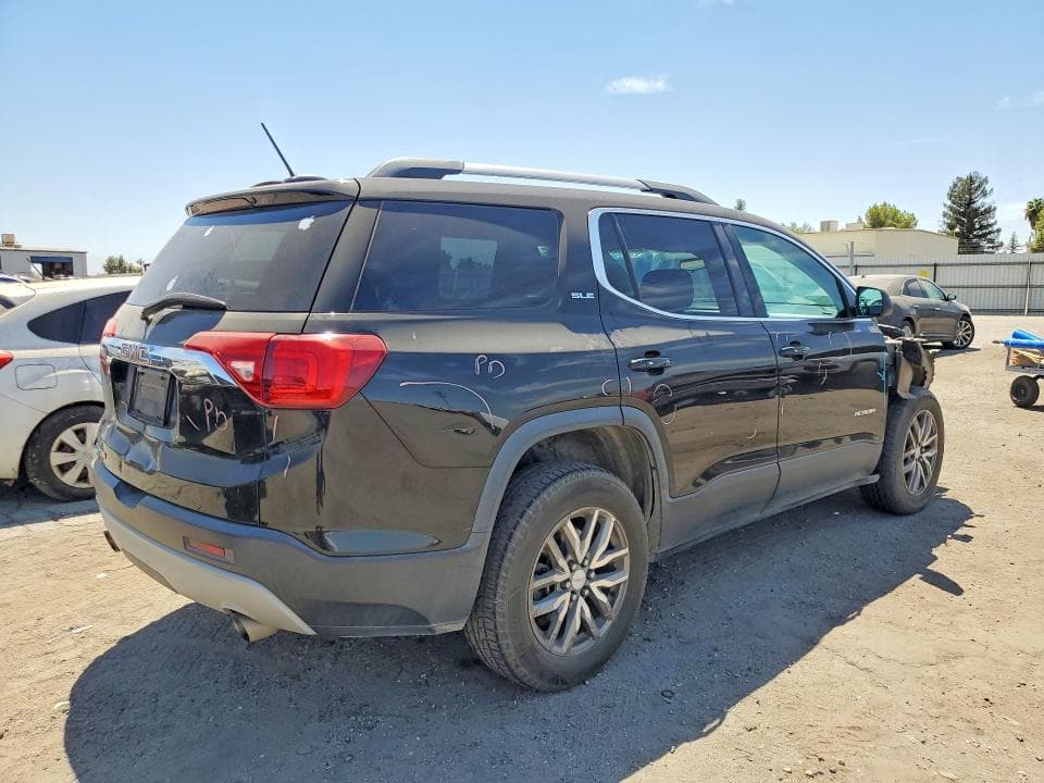 2017 GMC ACADIA SLE 3