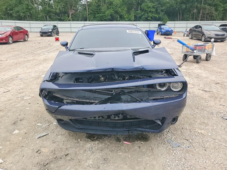 2017 DODGE CHALLENGER SXT 5