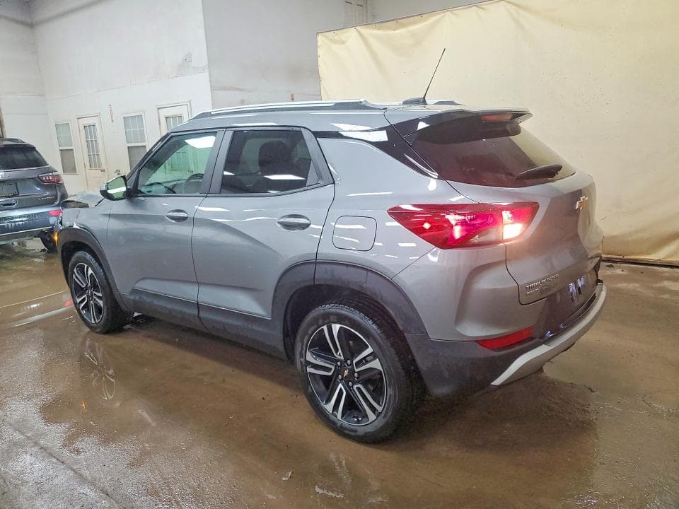 2025 CHEVROLET TRAILBLAZER LT 2