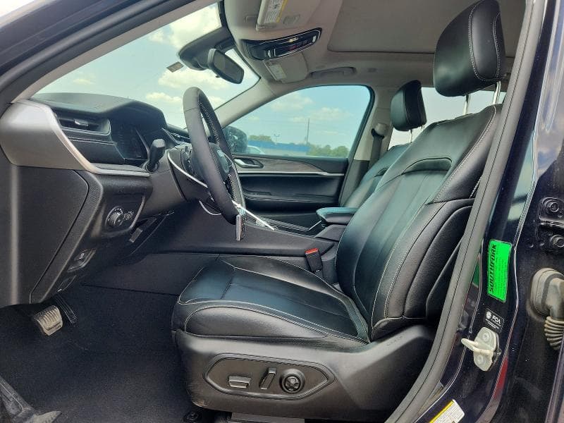 2023 JEEP GRAND CHEROKEE LIMITED 7
