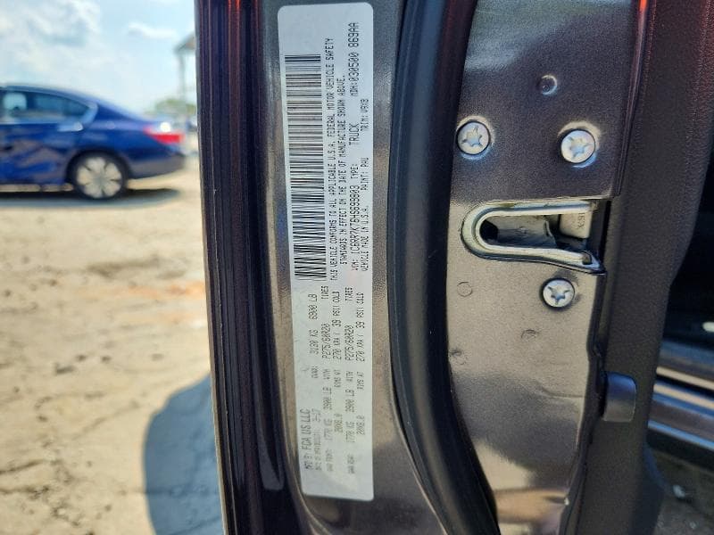 2017 RAM 1500 ST 12