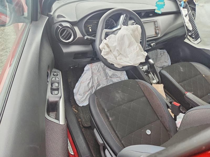 2020 NISSAN KICKS SV 8