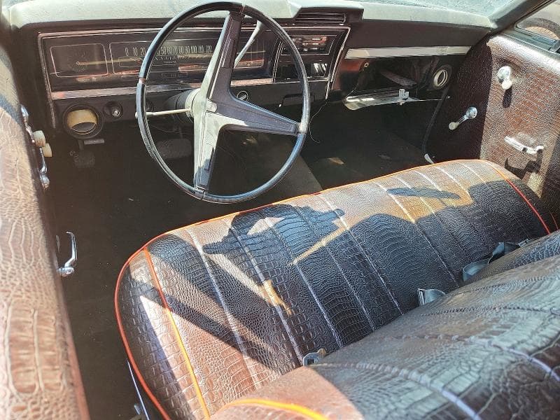 1968 CHEVROLET IMPALA 8