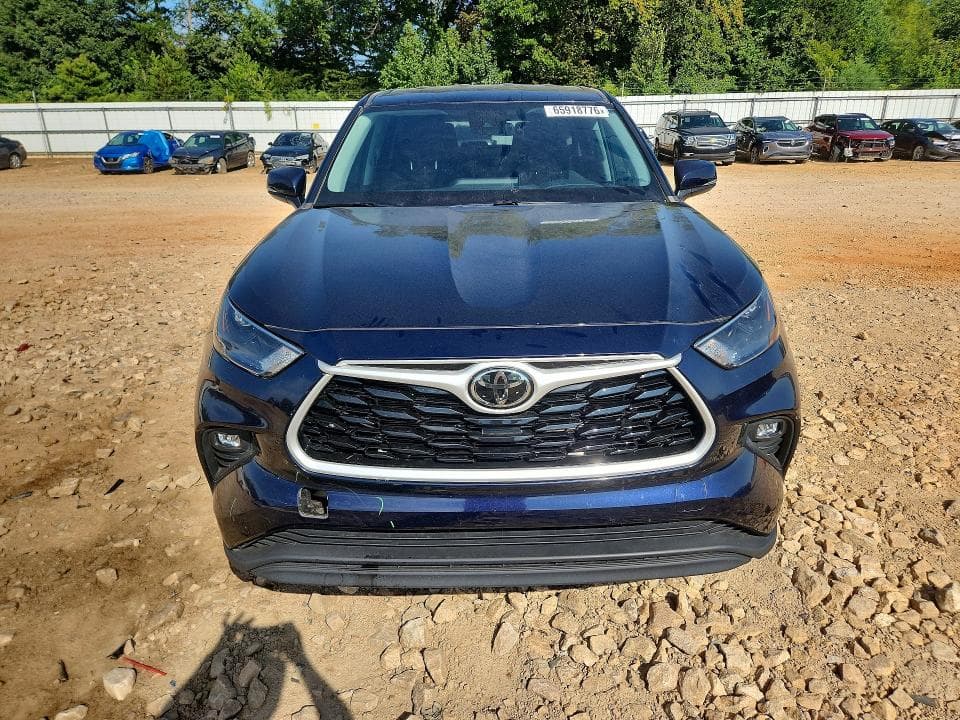 2023 TOYOTA HIGHLANDER LE 5
