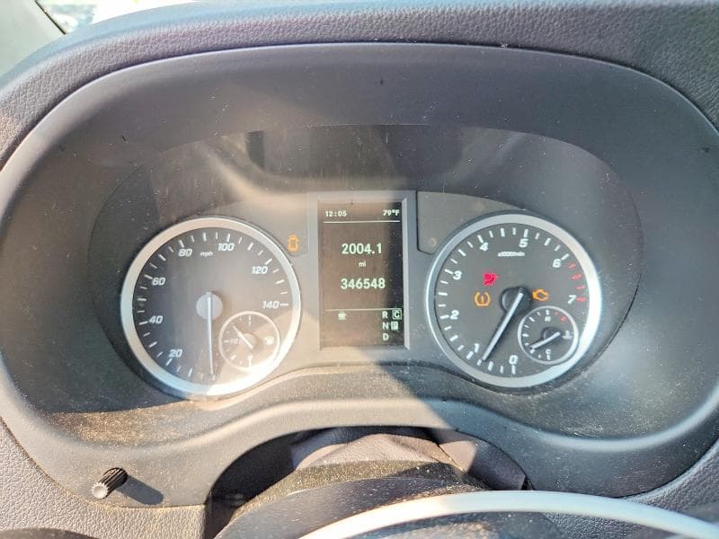2021 MERCEDES-BENZ METRIS 9