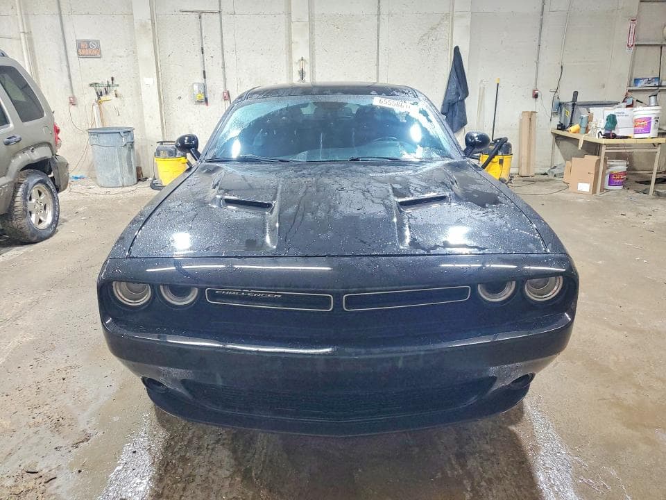 2020 DODGE CHALLENGER SXT 5