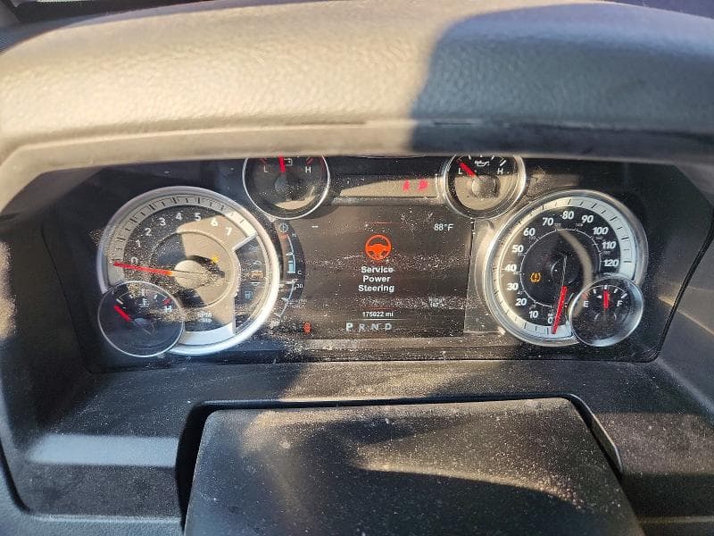 2019 RAM 1500 CLASSIC SLT 9