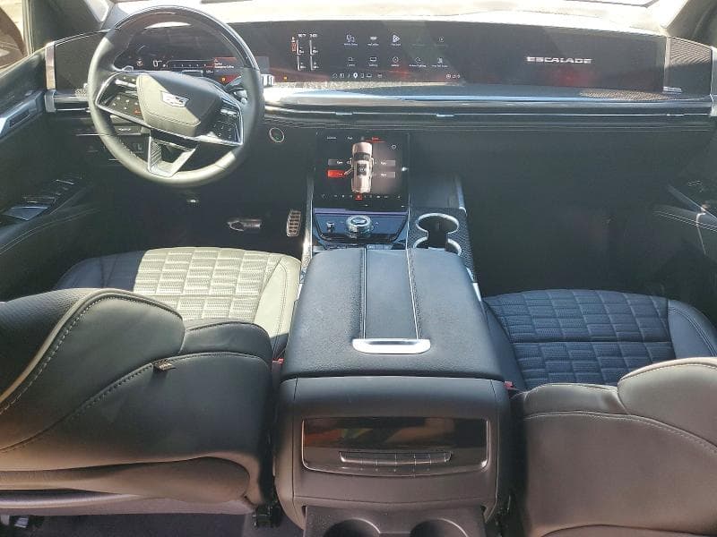 2025 CADILLAC ESCALADE V 8