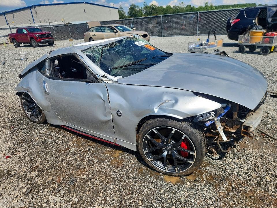 2017 NISSAN 370Z NISMO 4