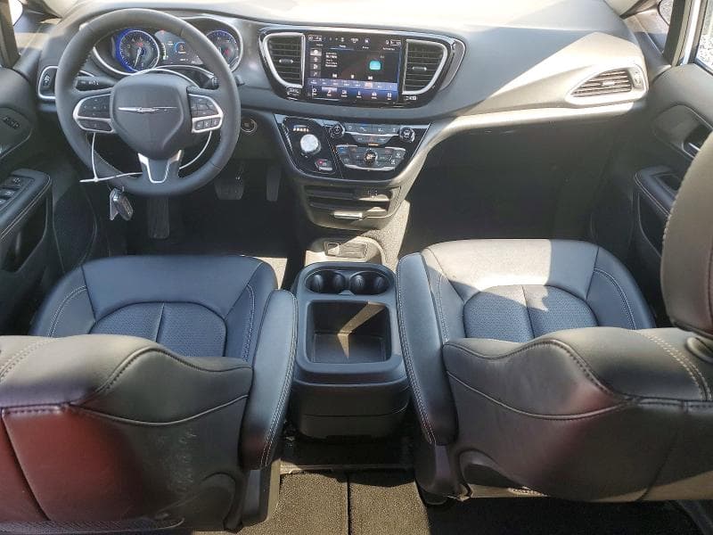 2026 CHRYSLER PACIFICA SELECT 8