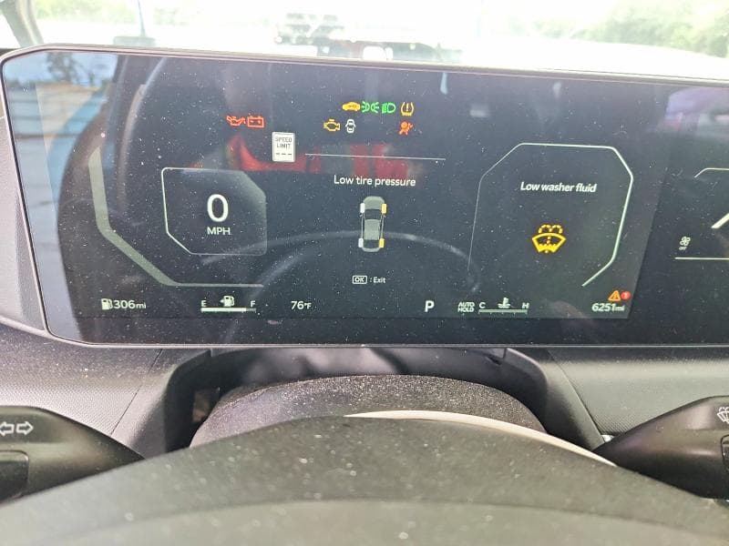 2025 KIA K4 EX 9