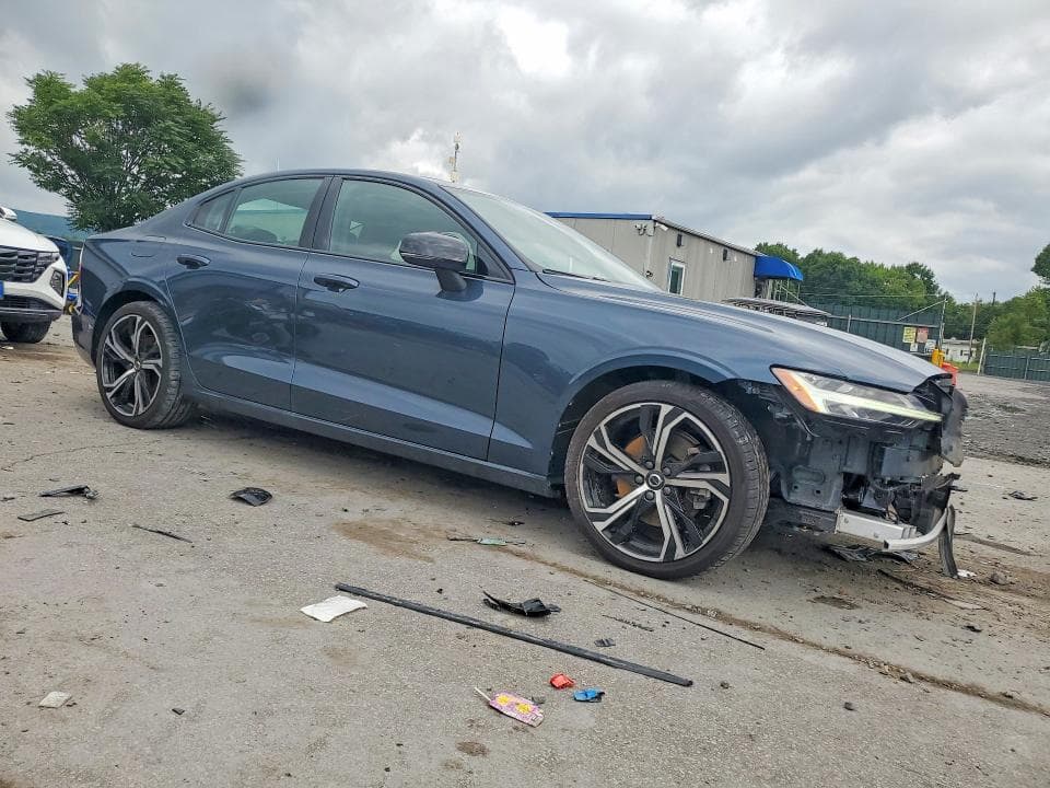 2025 VOLVO S60 CORE 4