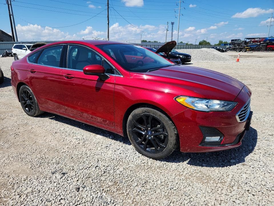 2019 FORD FUSION SE 4