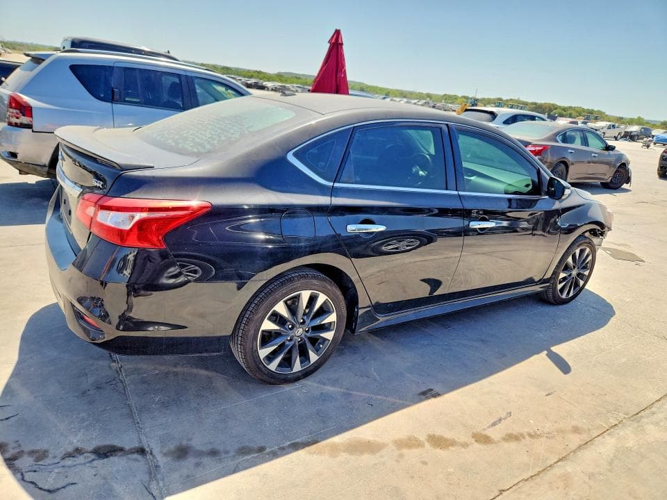 2019 NISSAN SENTRA SR 3