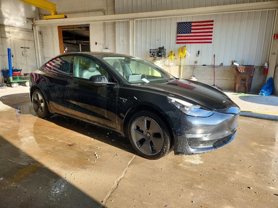 2022 TESLA MODEL 3 4