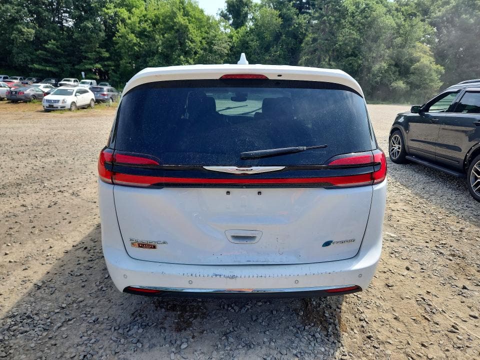 2022 CHRYSLER PACIFICA HYBRID TOURING L 6