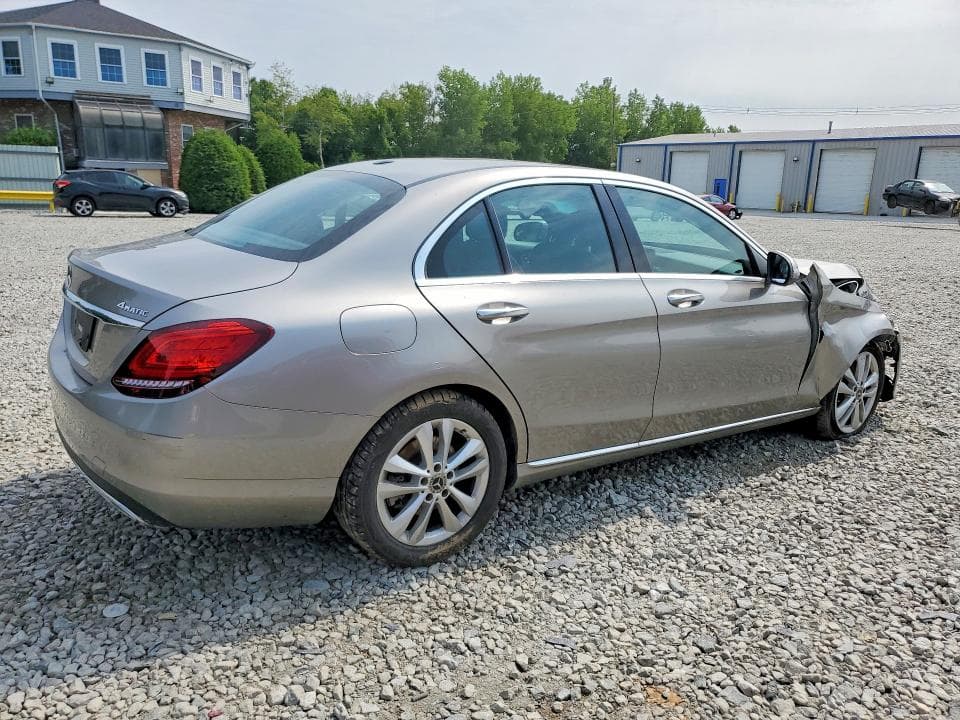 2019 MERCEDES-BENZ C 300 4MATIC 3