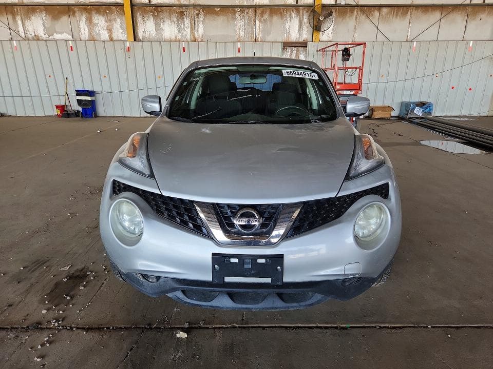 2017 NISSAN JUKE S 5