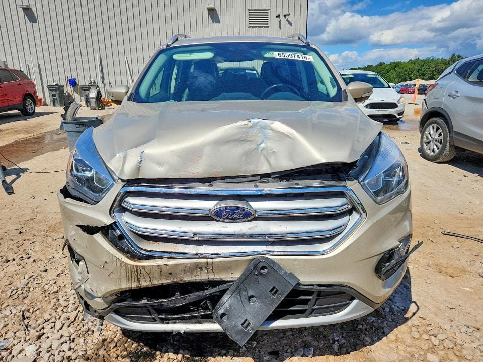 2017 FORD ESCAPE TITANIUM 5
